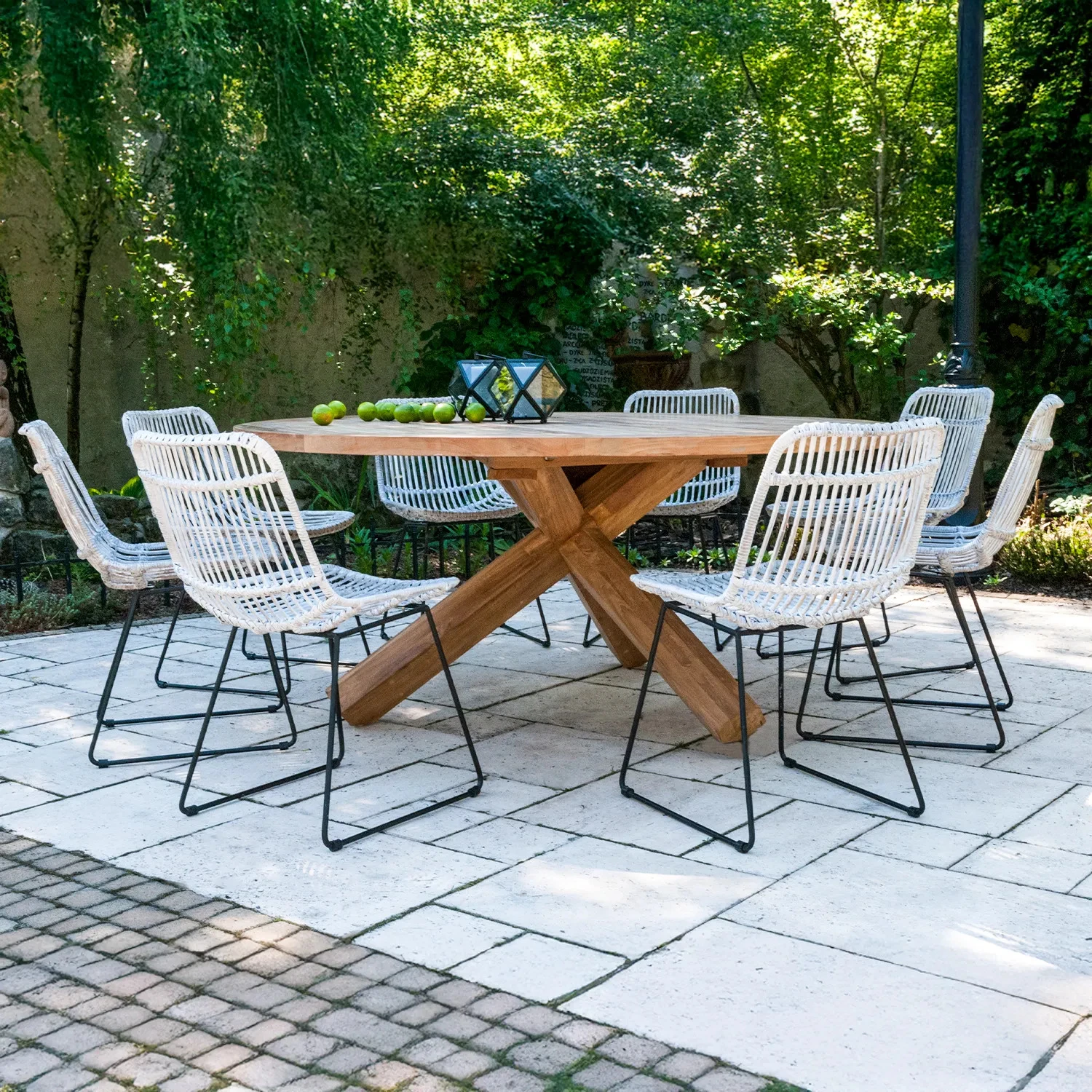 Стул из выбеленного натурального ротанга DINAN