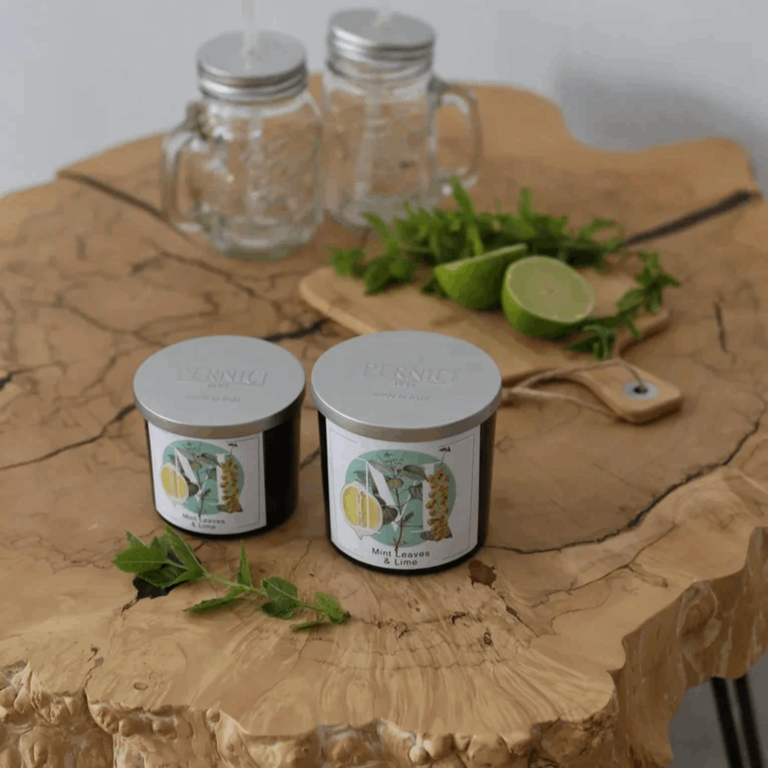 Свеча M «Mint Leaves and Lime» 350