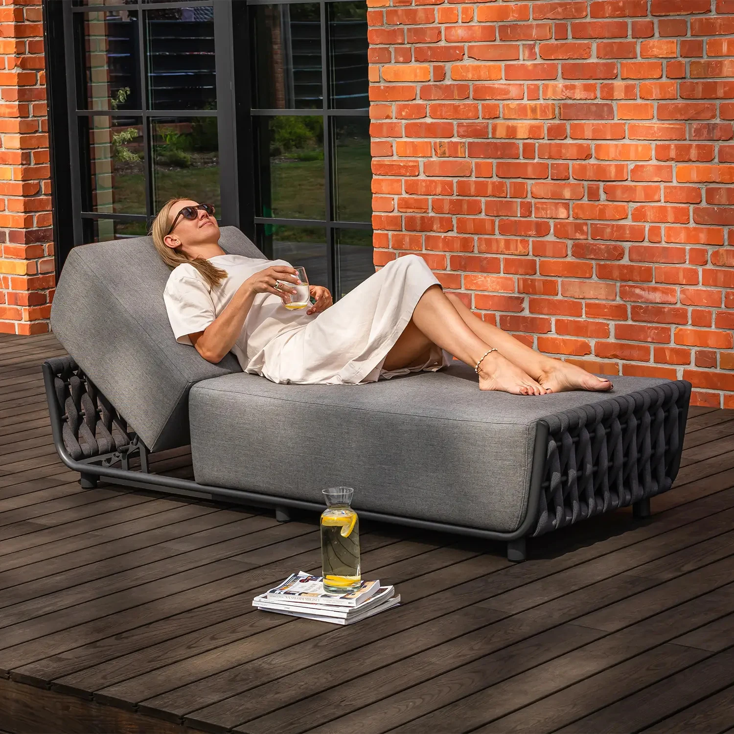 Шезлонг HUG Антрацит