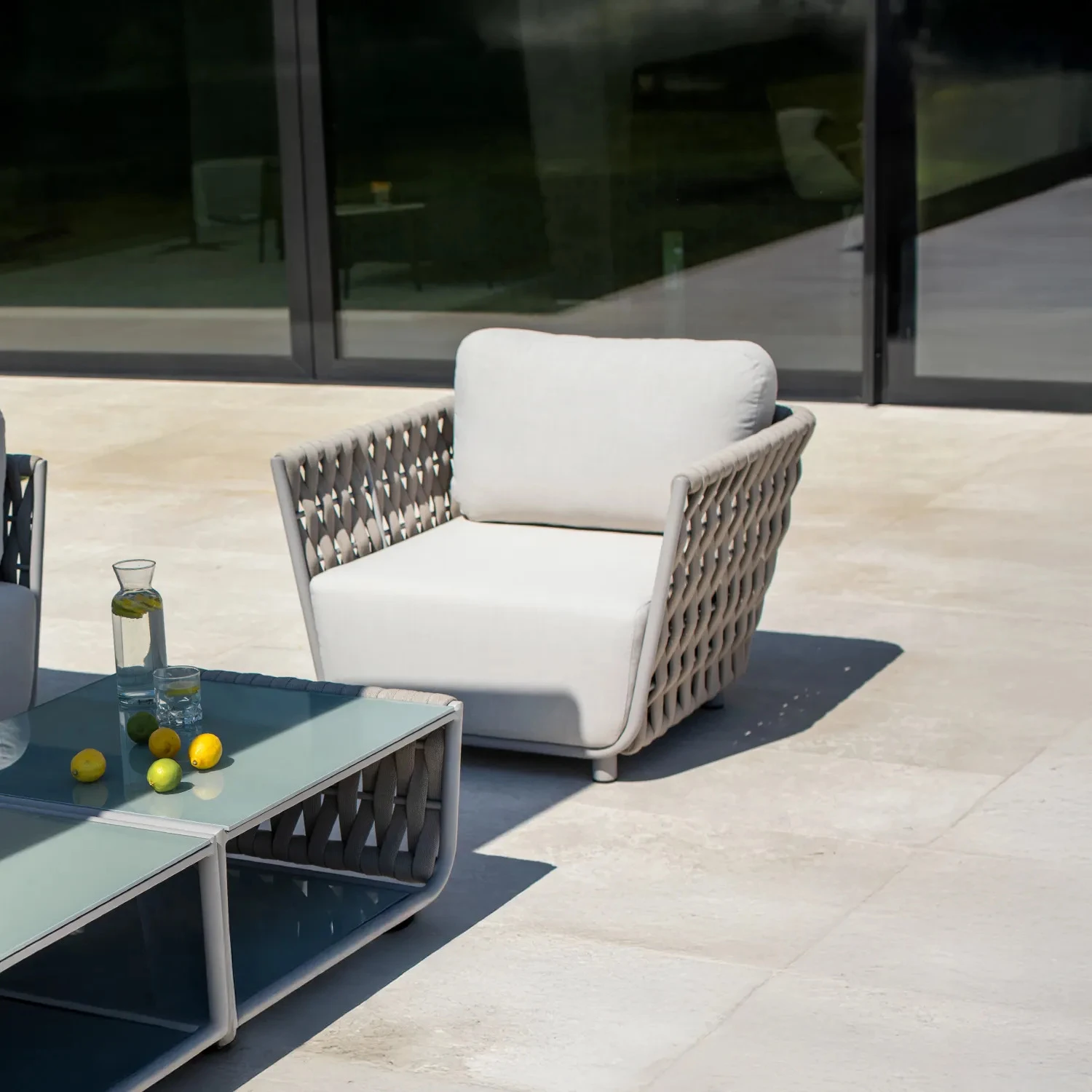 Кресло HUG Бежевое