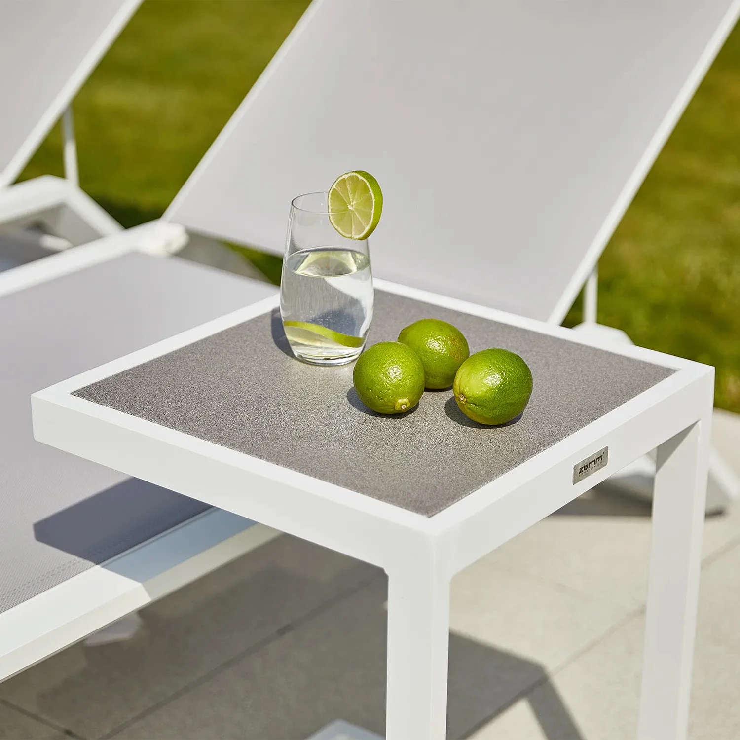 Приставной столик GRENADA Белый