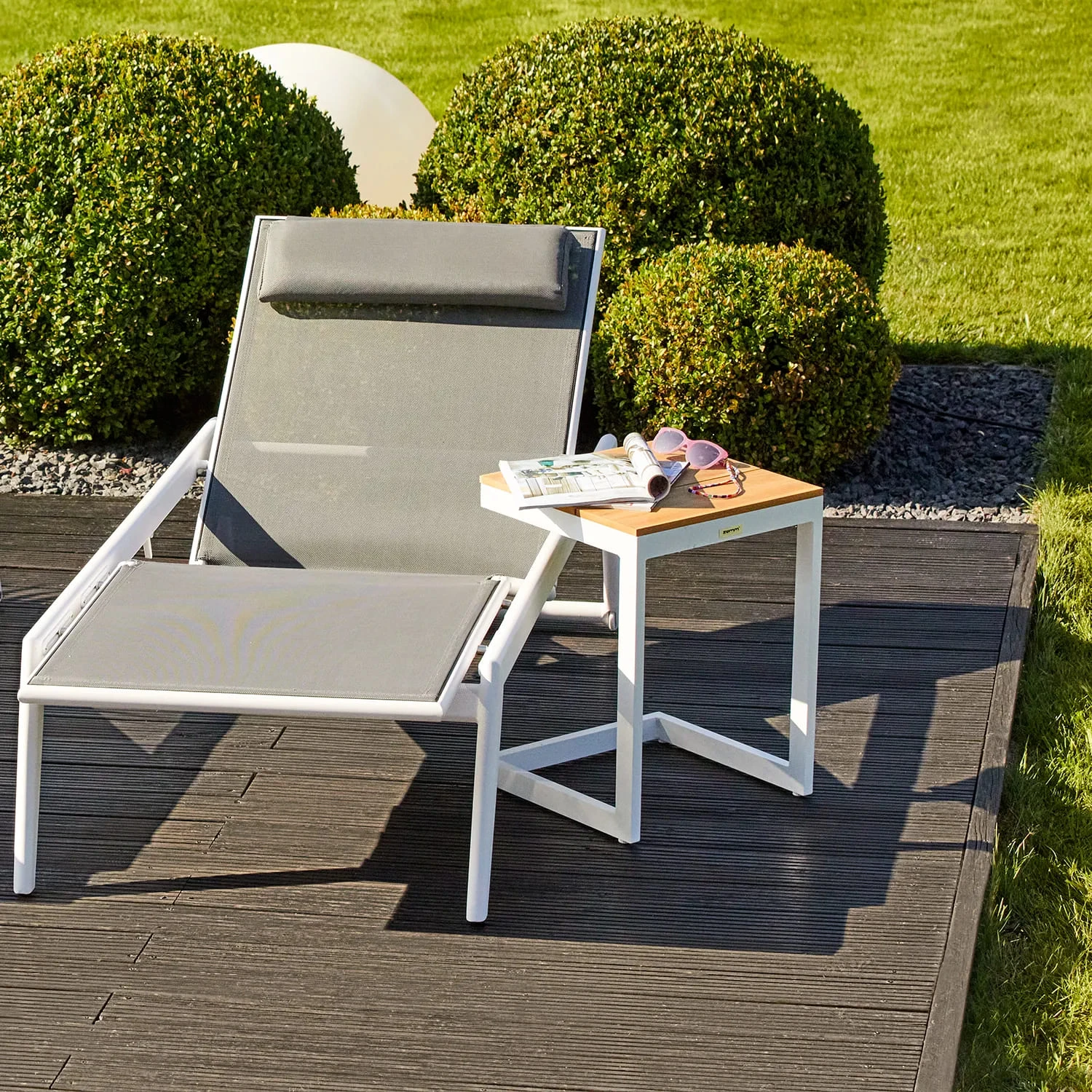 Приставной столик GRENADA Teak Белый