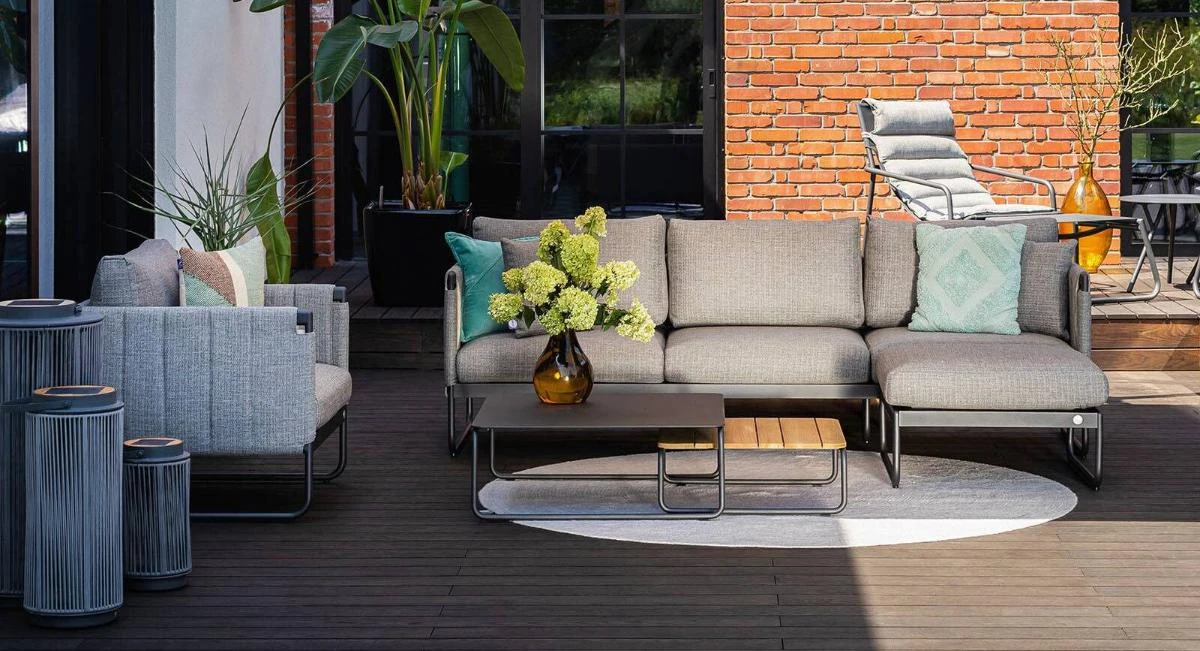 Мебель от ZUMM - это современное сочетание дизайна и функциональности.