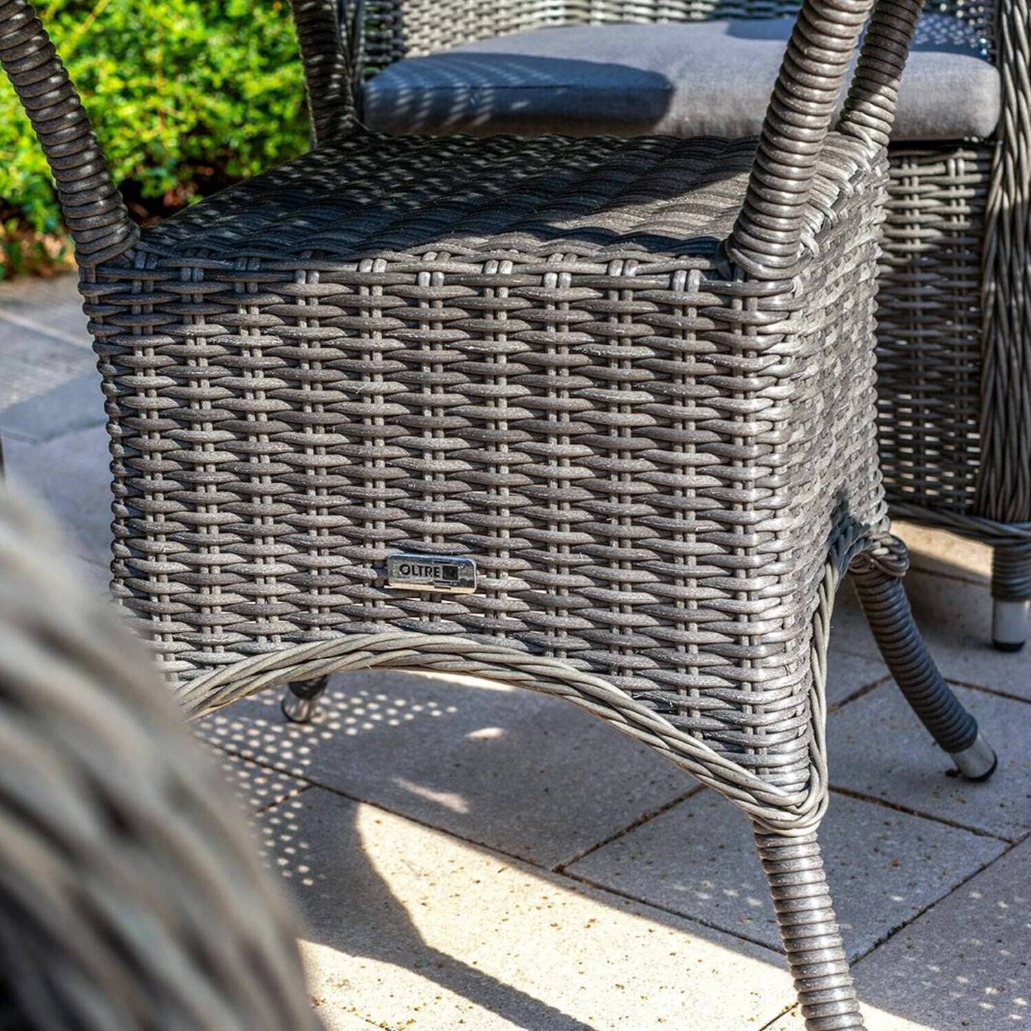 Обеденный комплект FILIP + LEONARDO Серый