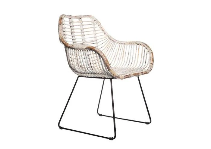 Ретро-кресло из выбеленного натурального ротанга LAVAL