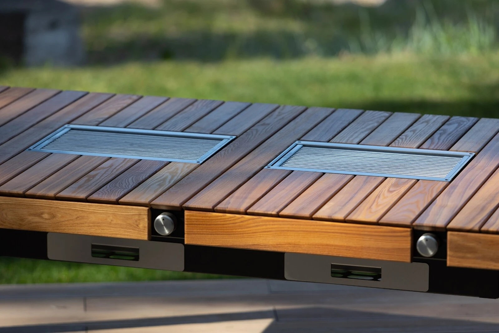 Стол с грилем FESTAVOLO MEDIO