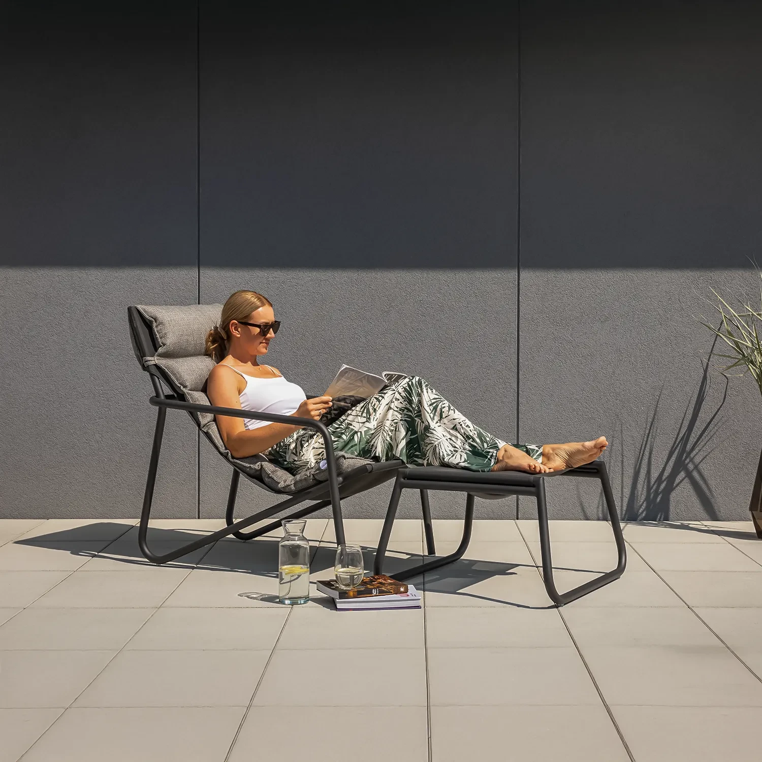 Шезлонг COAST Антрацит