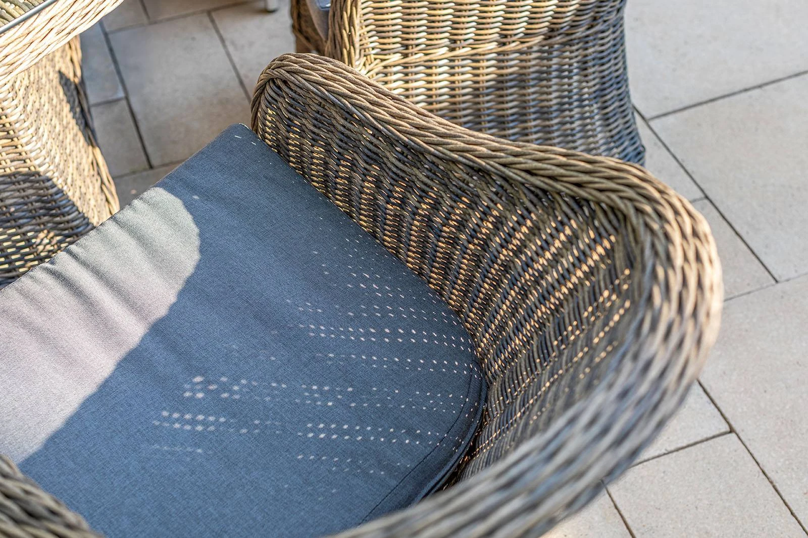 Обеденный комплект RONDO 180 + LEONARDO Песочный