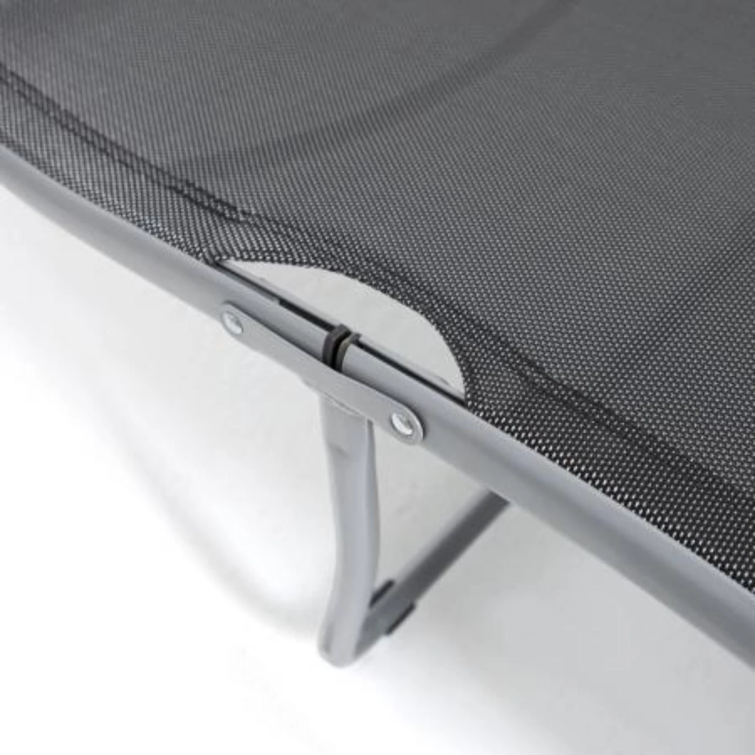 Шезлонг складной BATYA