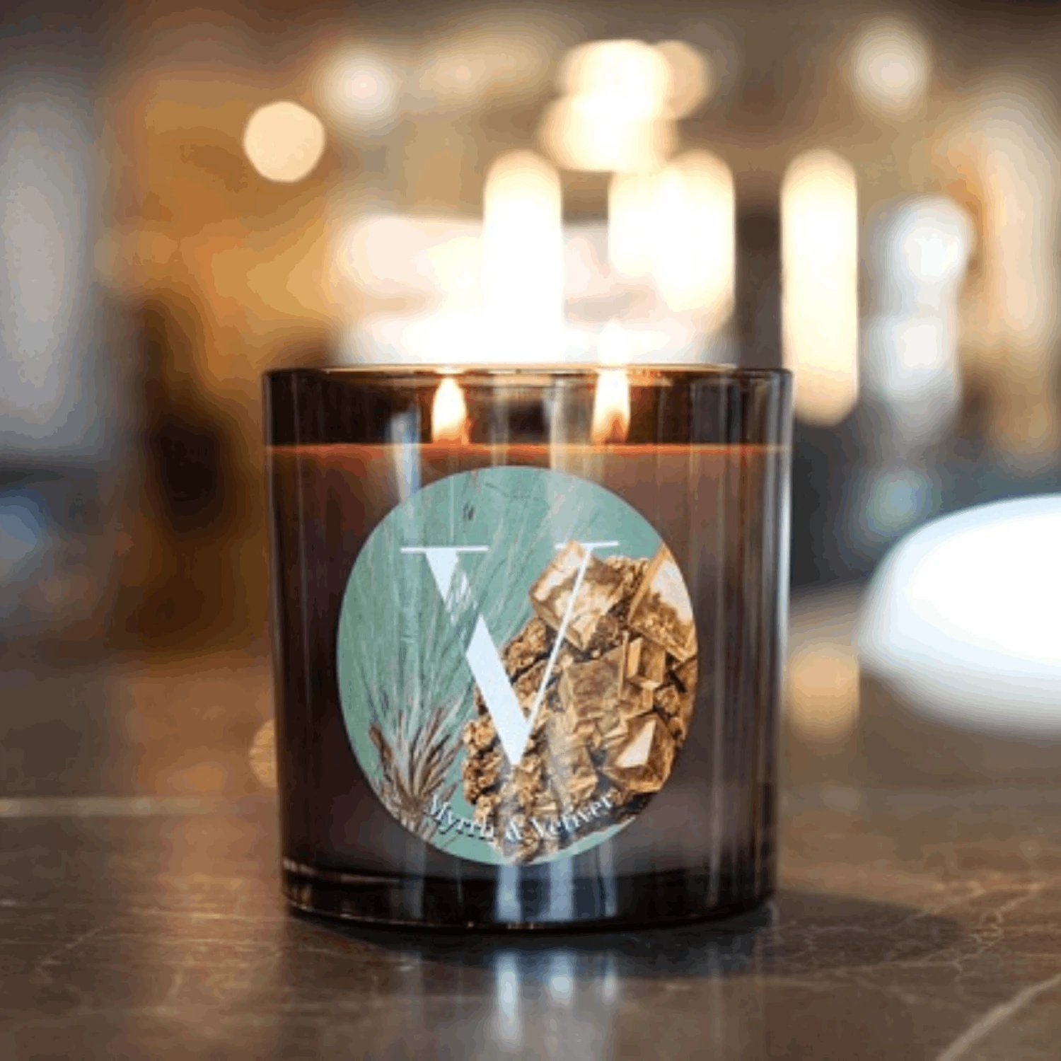 Свеча M «Myrrh&Vetiver» 200