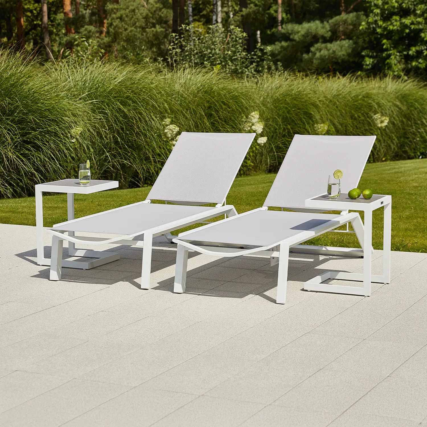 Приставной столик GRENADA Белый