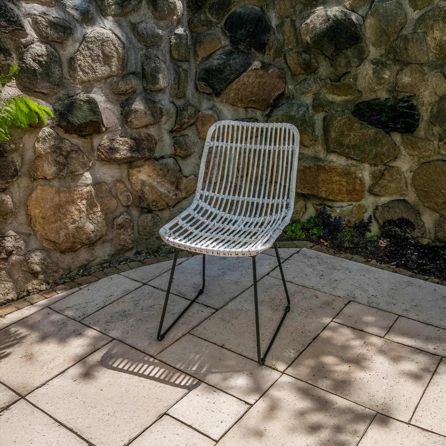 Стул из выбеленного натурального ротанга DINAN