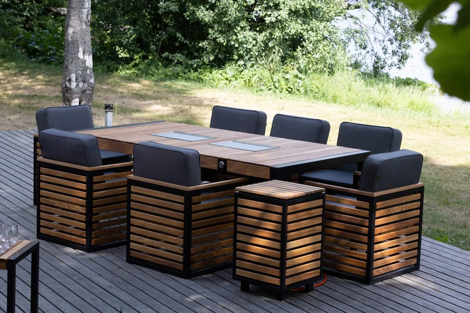 Стол с грилем FESTAVOLO MEDIO