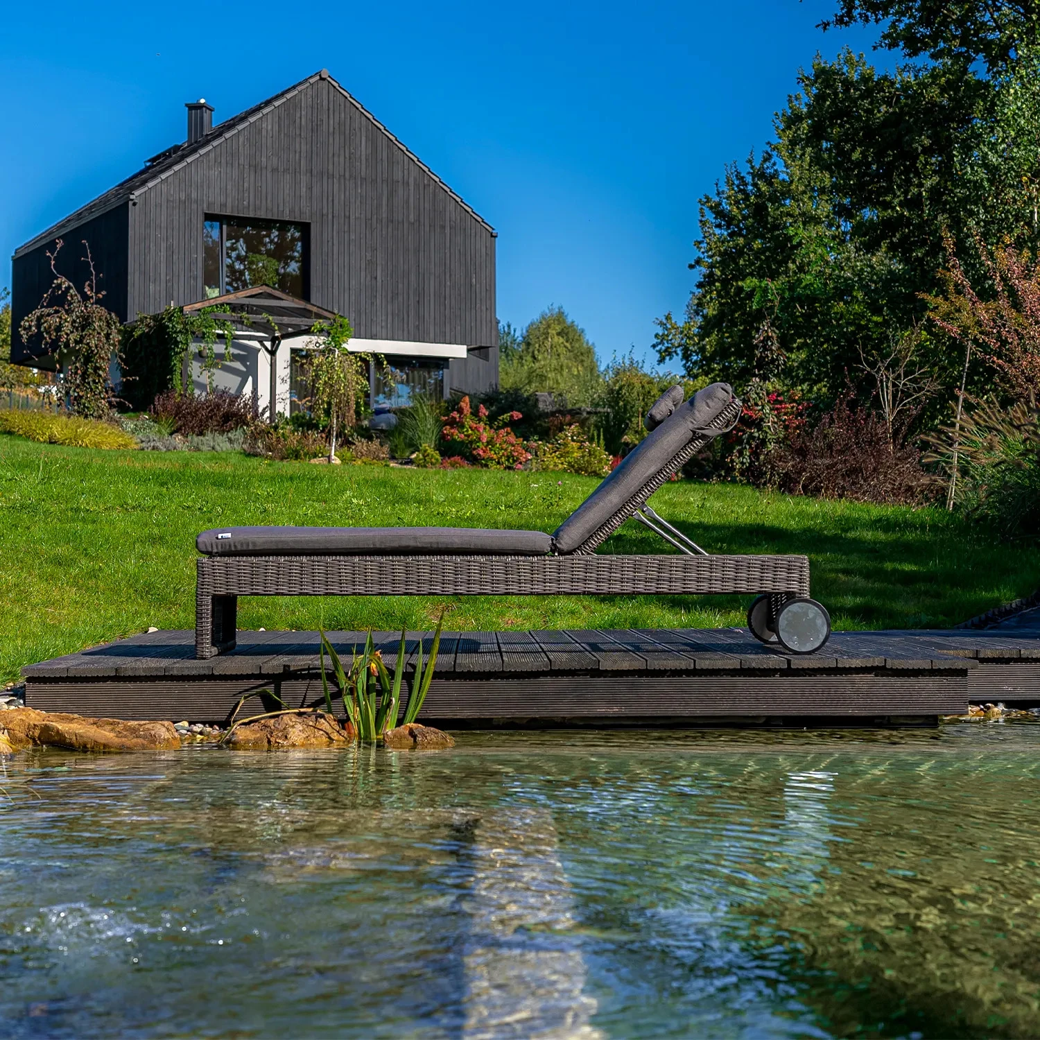 Шезлонг JULIA Серый