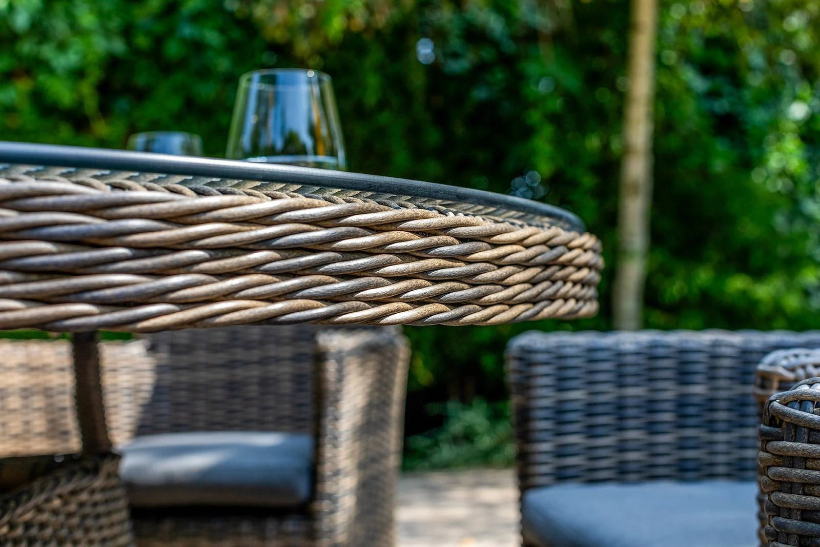 Обеденный комплект RONDO 130 + AMANDA Песочный