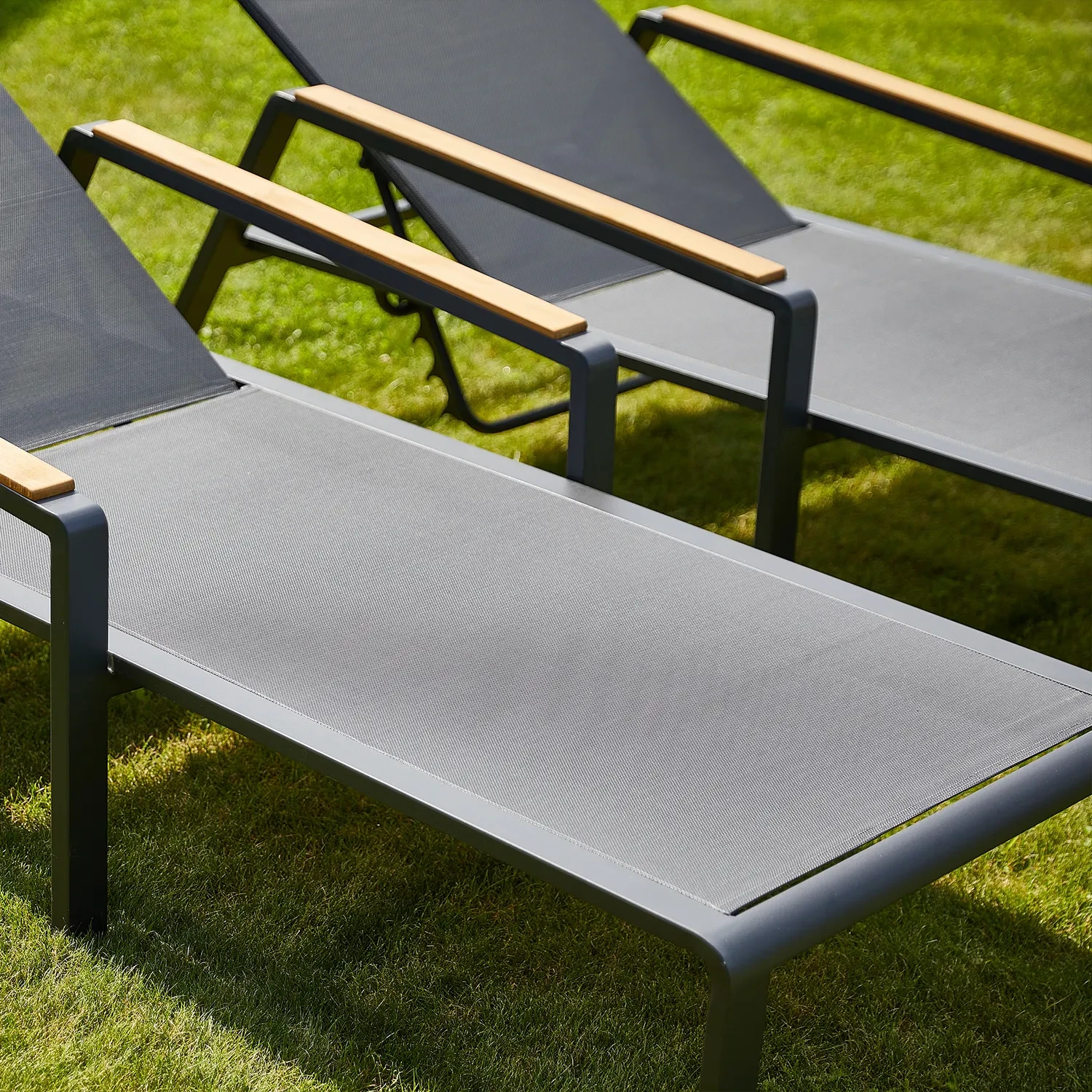 Шезлонг CORDOBA TEAK Антрацит