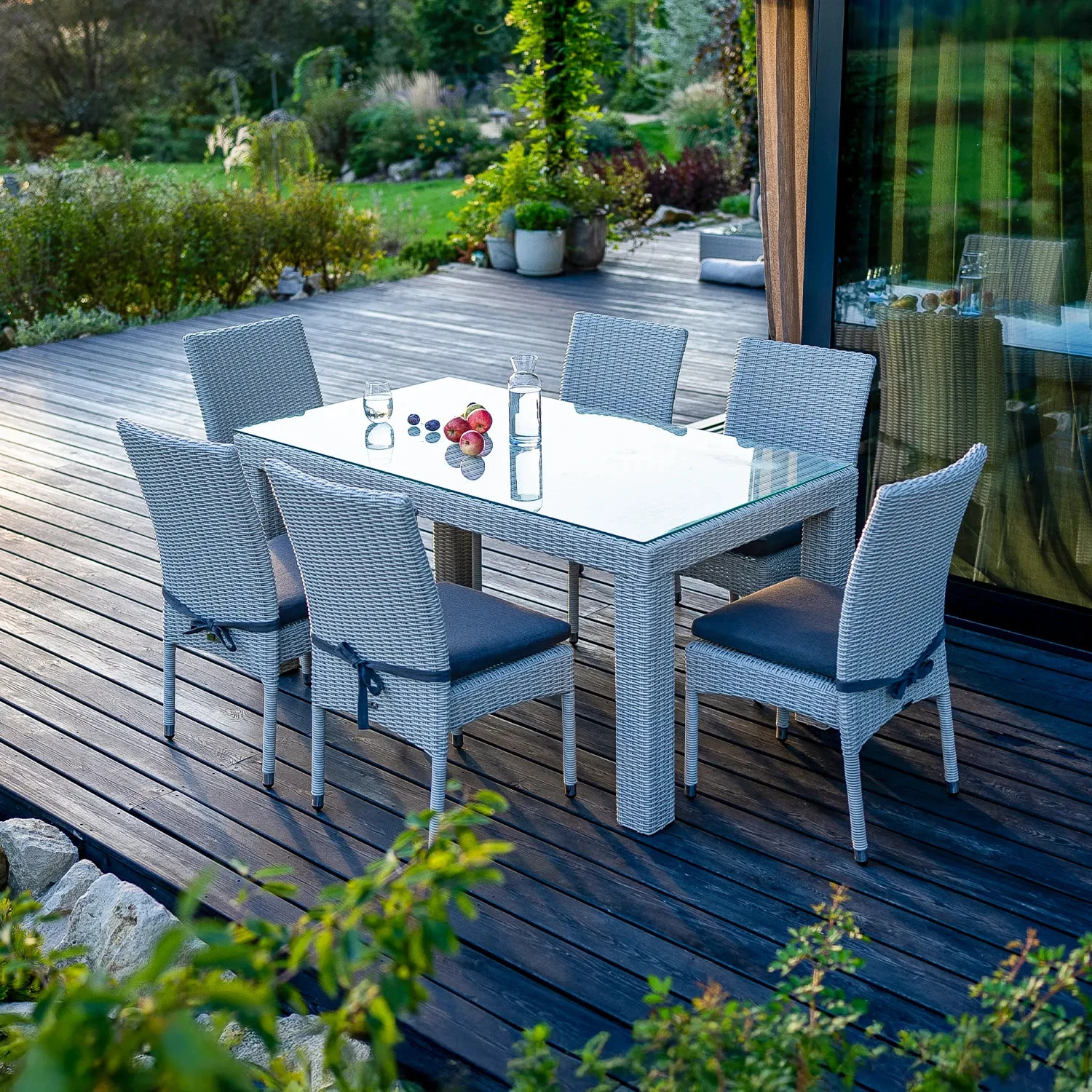 Обеденный комплект RAPALLO 160 + STRATO Белый