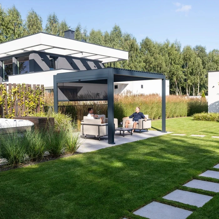 Фасадная роллета для перголы 300 Antracite