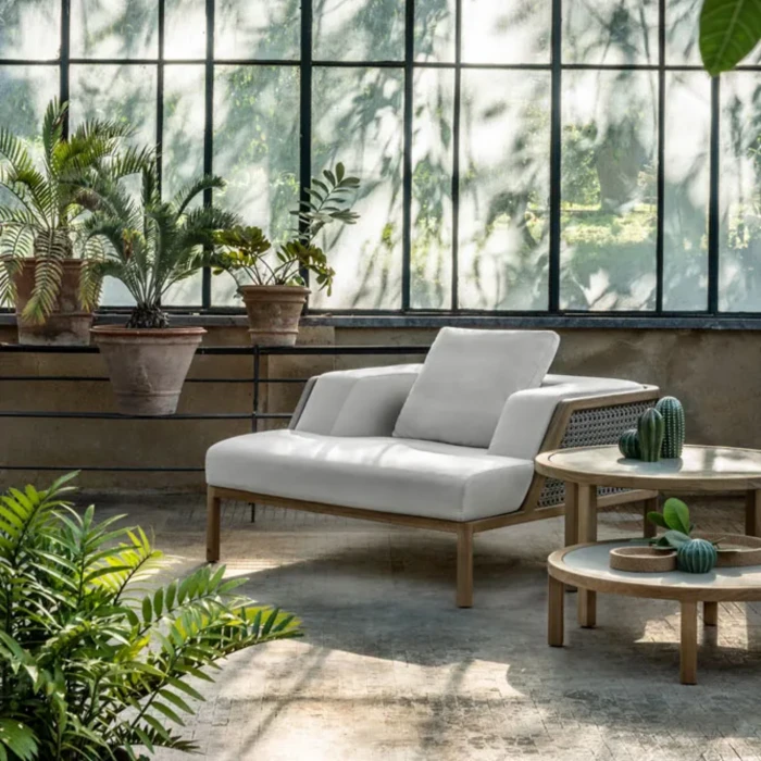 Столик GRAND LIFE D77