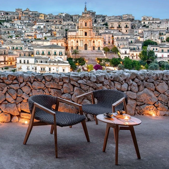 Приставной столик KNIT