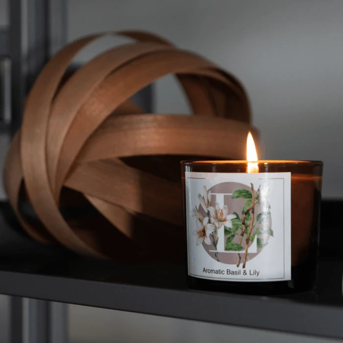 Свеча L «Aromatic Basil & Lily» 200