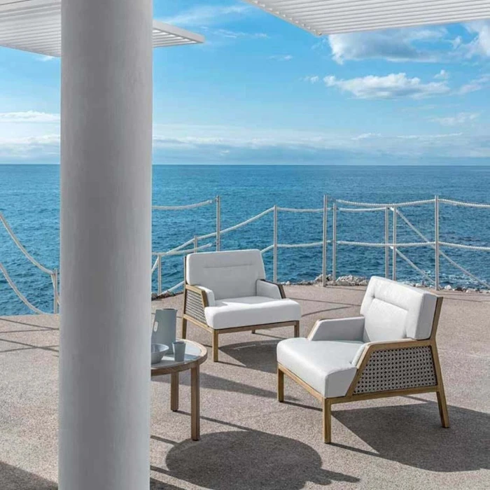 Столик GRAND LIFE D77