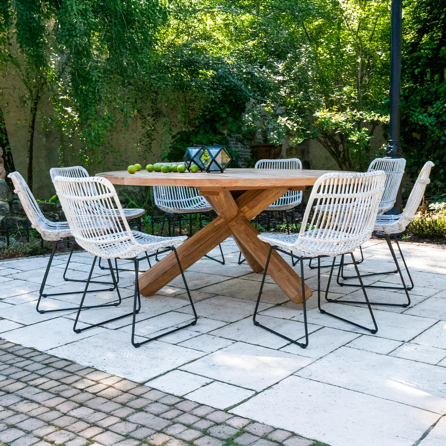 Стул из выбеленного натурального ротанга DINAN