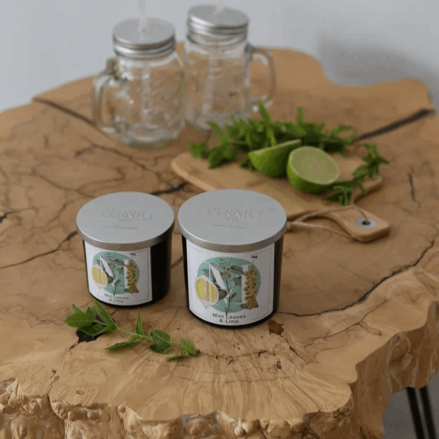 Свеча M «Листья Мяты и Лайма» (Mint Leaves and Lime) 350