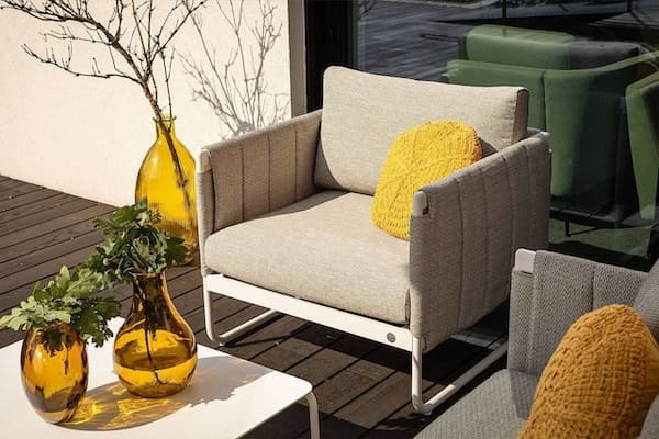 Стулья и кресла