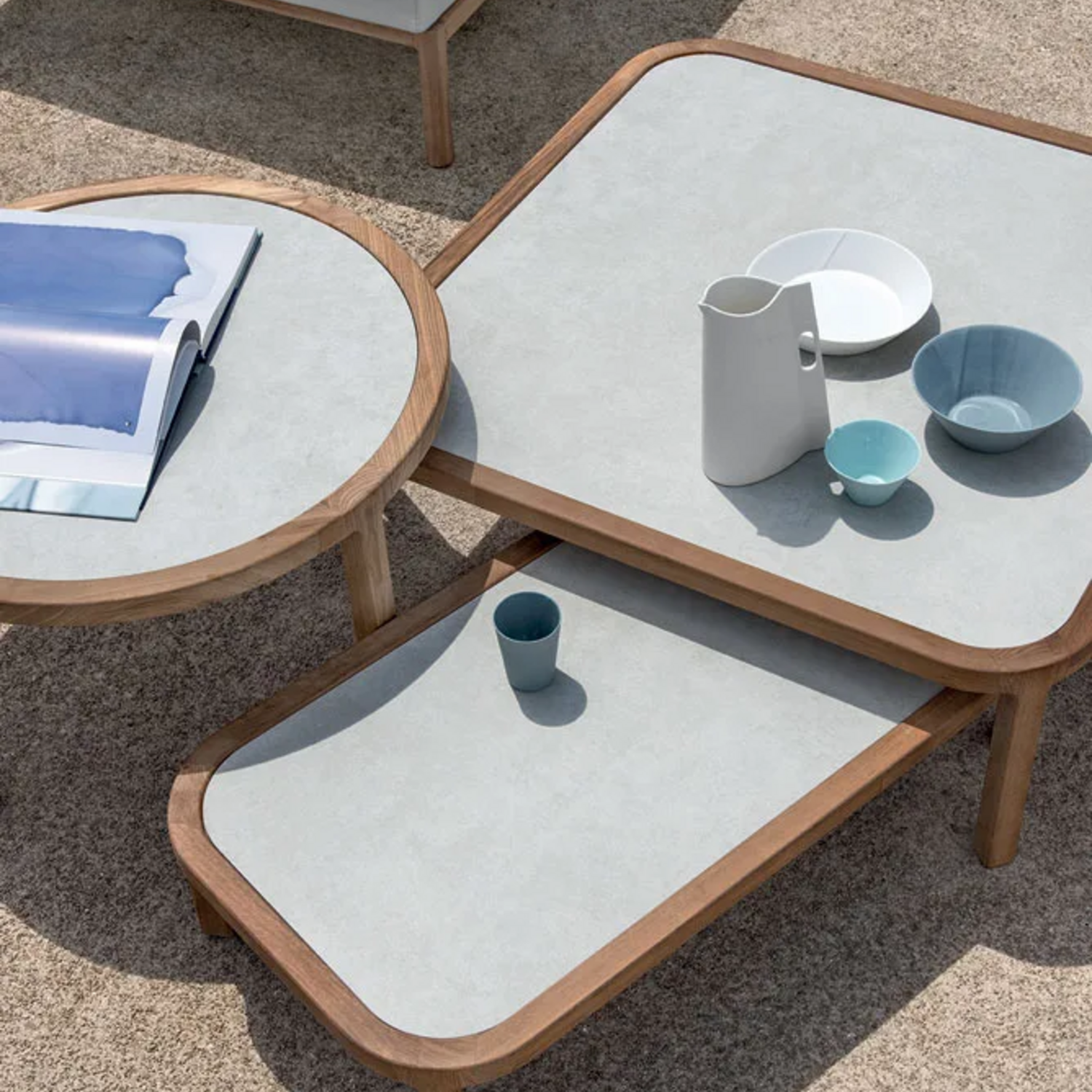 Столик GRAND LIFE D77