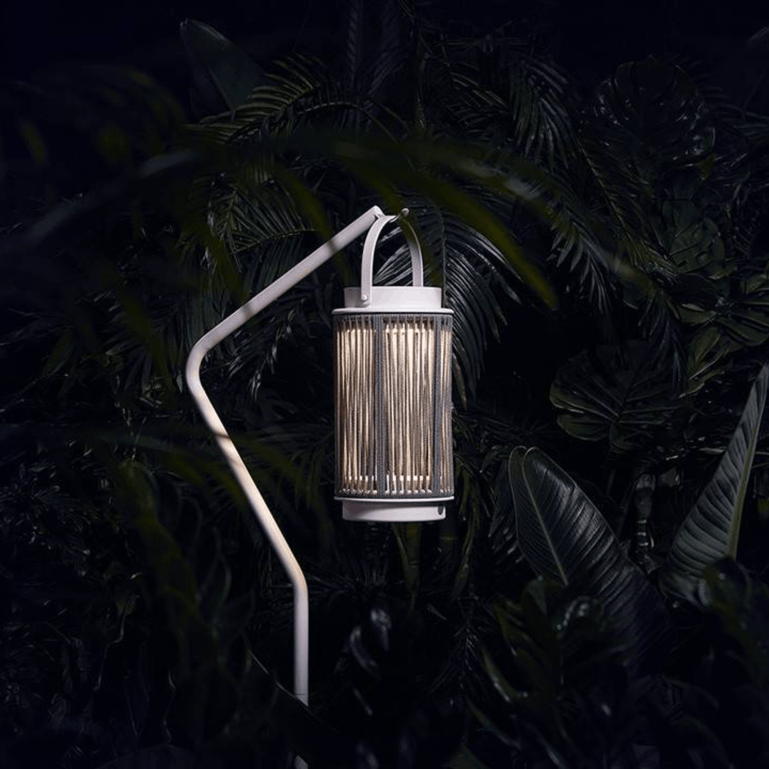 Подставка для солнечной лампы ИВИ ТИК (IVY TEAK) Белый