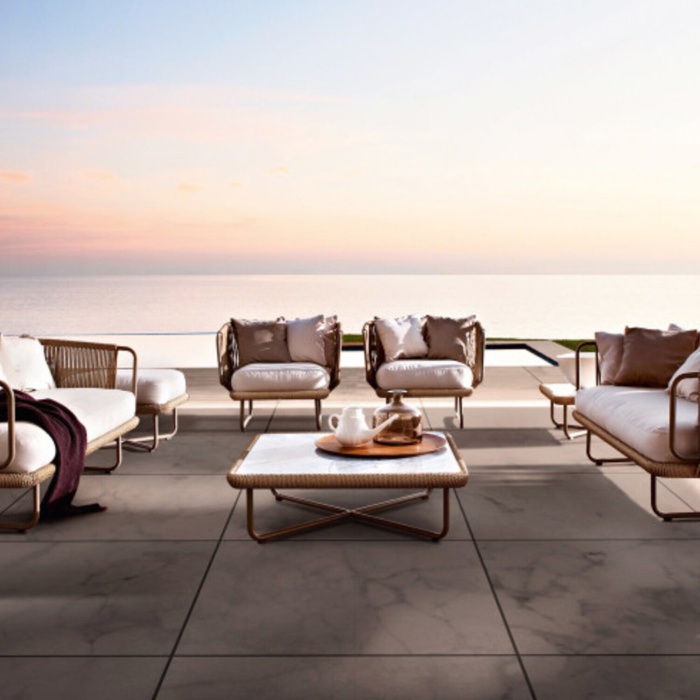 Столик BABYLON